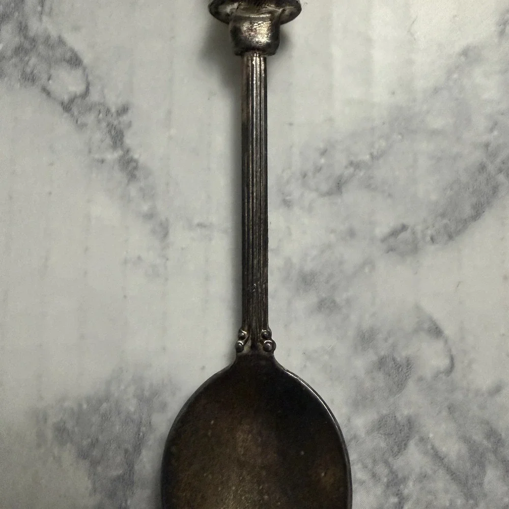 Vintage White Kitty Cat In A Basket W.A.P.W. Silver-Plated Souvenir Mini Spoon